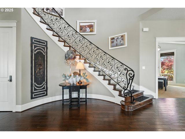 1672 Nw JUNEAU Ct, Camas, WA 98607