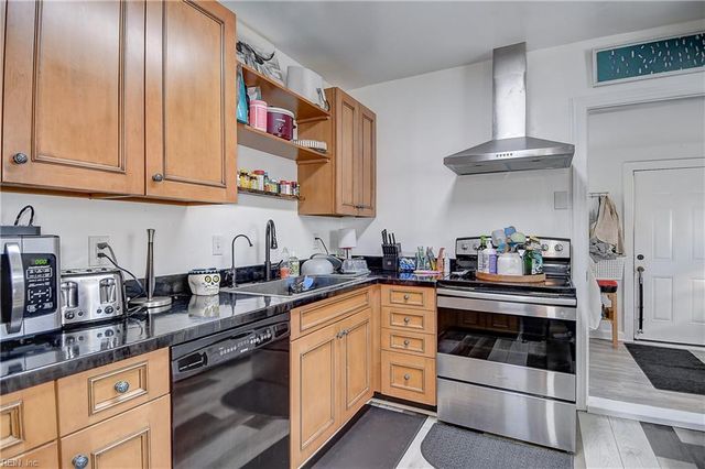 314 Cooper St, Hampton, VA 23669