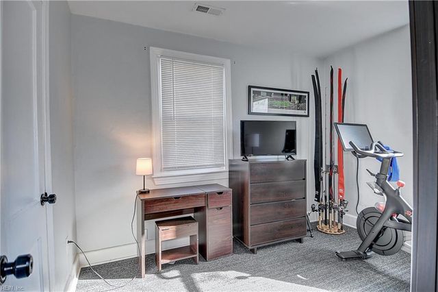 314 Cooper St, Hampton, VA 23669