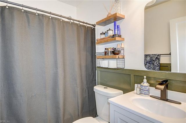 314 Cooper St, Hampton, VA 23669