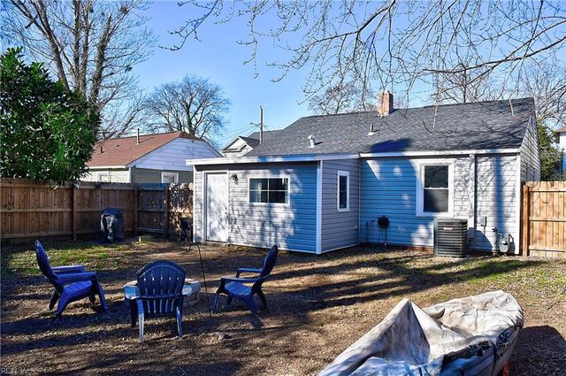 314 Cooper St, Hampton, VA 23669