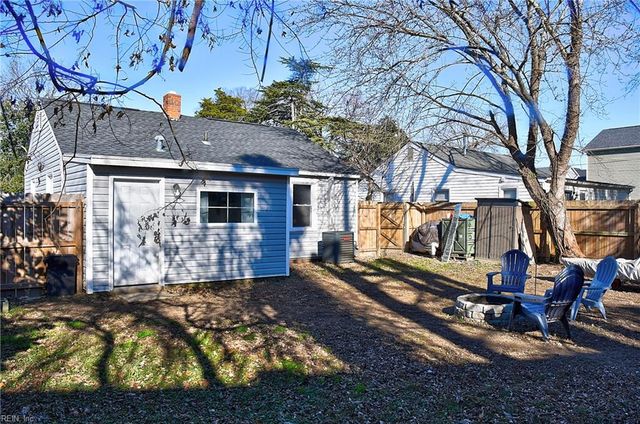 314 Cooper St, Hampton, VA 23669