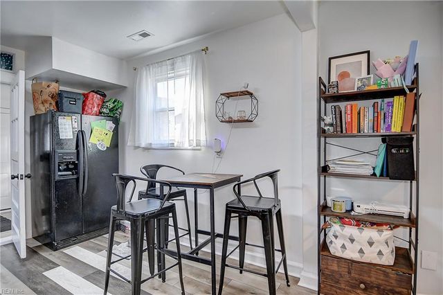 314 Cooper St, Hampton, VA 23669