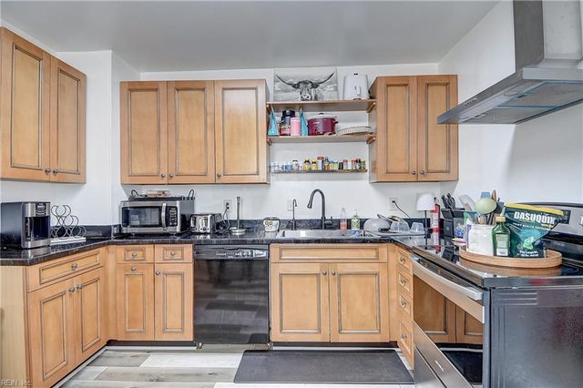 314 Cooper St, Hampton, VA 23669