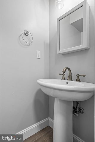 23 BLUE JAY DR, Clementon, NJ 08021