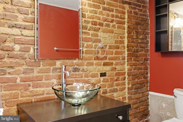 420 S REGESTER, Baltimore, MD 21231