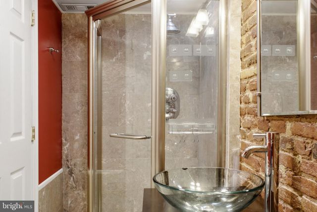 420 S REGESTER, Baltimore, MD 21231