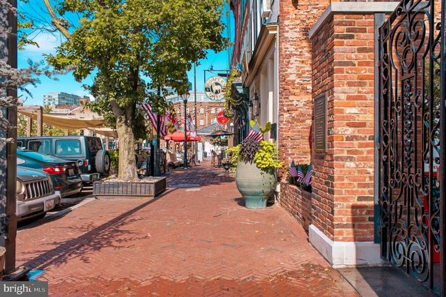 420 S REGESTER, Baltimore, MD 21231