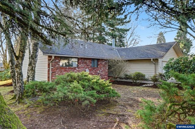 4260 Barrett St S, Salem, OR 97302