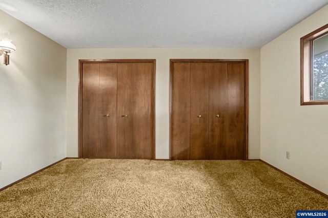 4260 Barrett St S, Salem, OR 97302