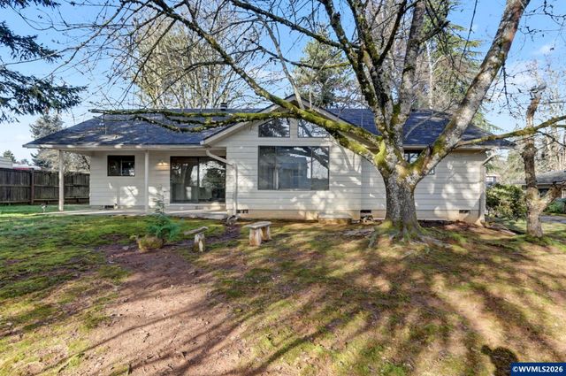 4260 Barrett St S, Salem, OR 97302