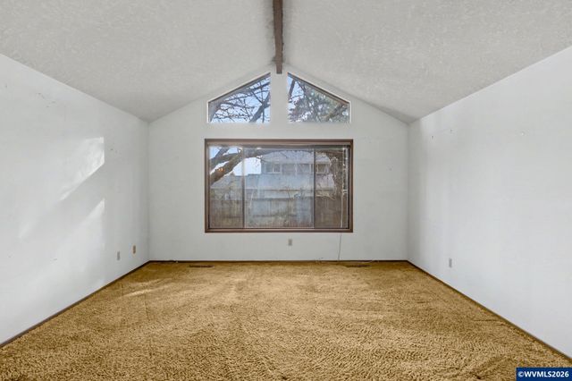 4260 Barrett St S, Salem, OR 97302