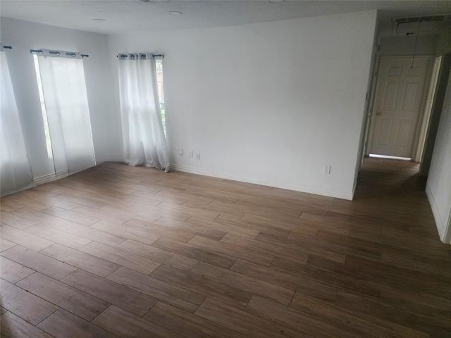 7834 Bayless Drive, Houston, TX 77017