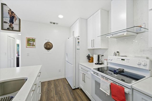 1859 BOUGH AVENUE D, Clearwater, FL 33760