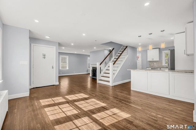 1770 Stratfield Road, Fairfield, CT 06825