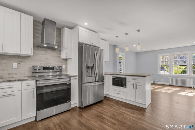 1770 Stratfield Road, Fairfield, CT 06825