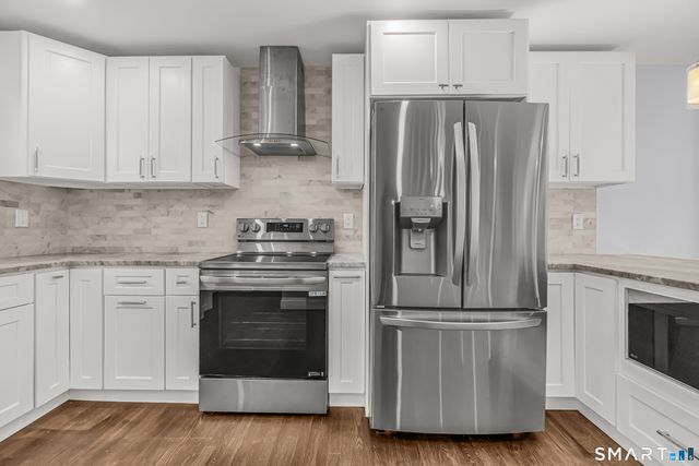 1770 Stratfield Road, Fairfield, CT 06825