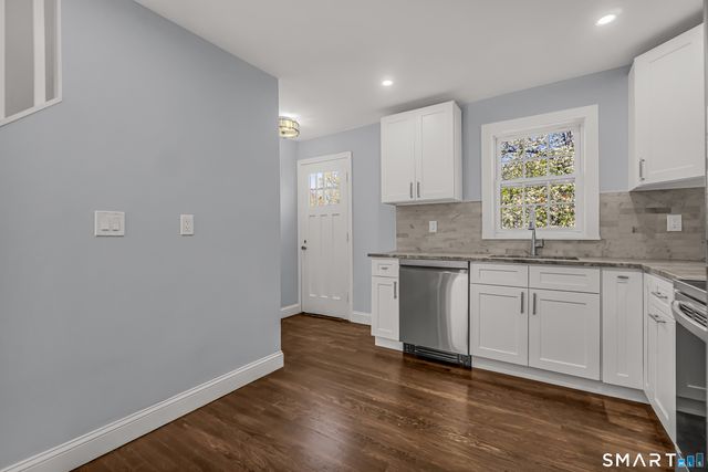 1770 Stratfield Road, Fairfield, CT 06825