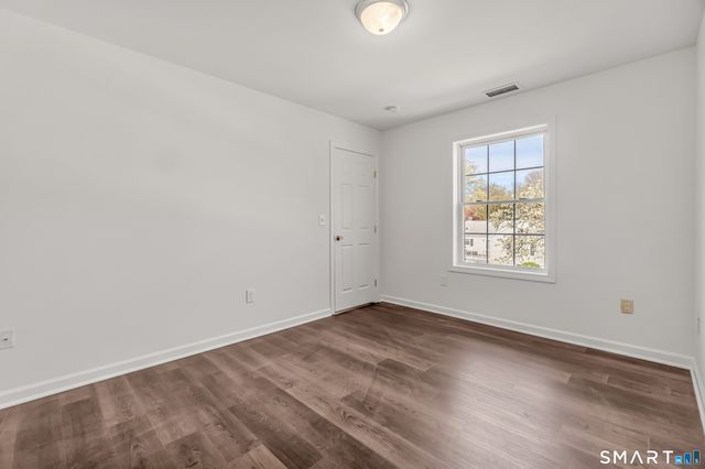 1770 Stratfield Road, Fairfield, CT 06825