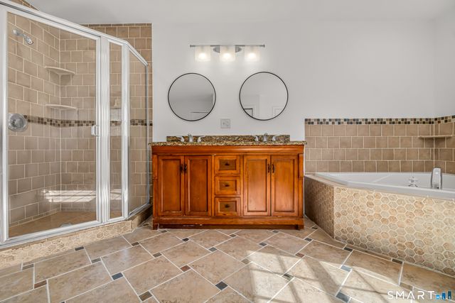 1770 Stratfield Road, Fairfield, CT 06825