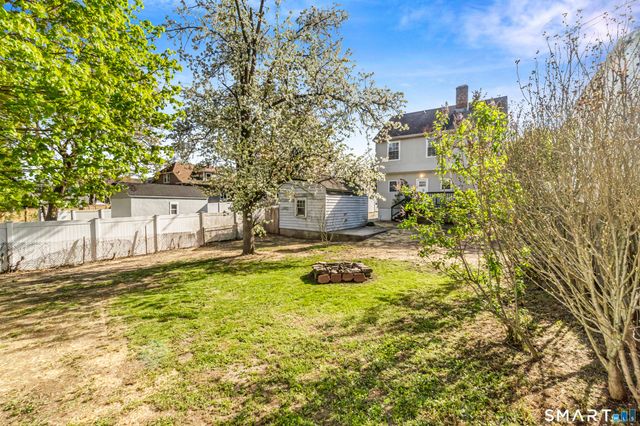 1770 Stratfield Road, Fairfield, CT 06825