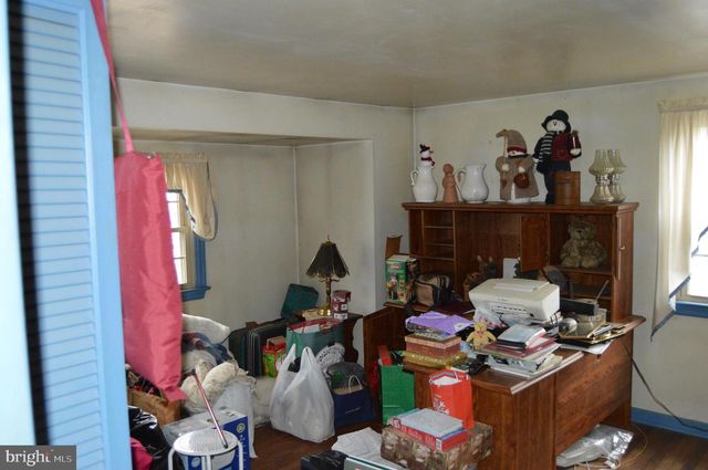 8 ELK CIR, New Providence, PA 17560