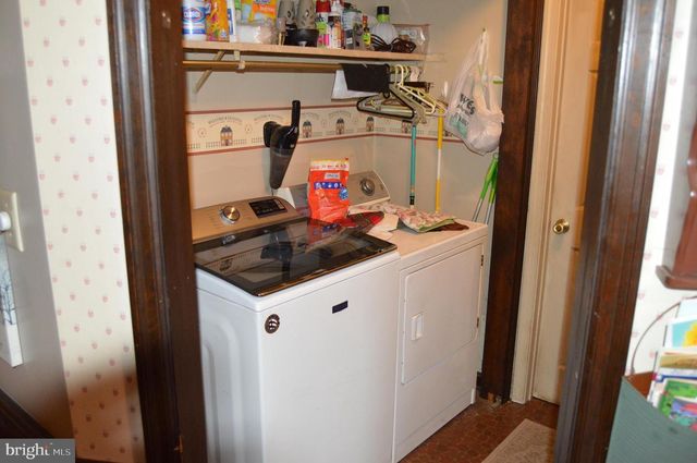 8 ELK CIR, New Providence, PA 17560