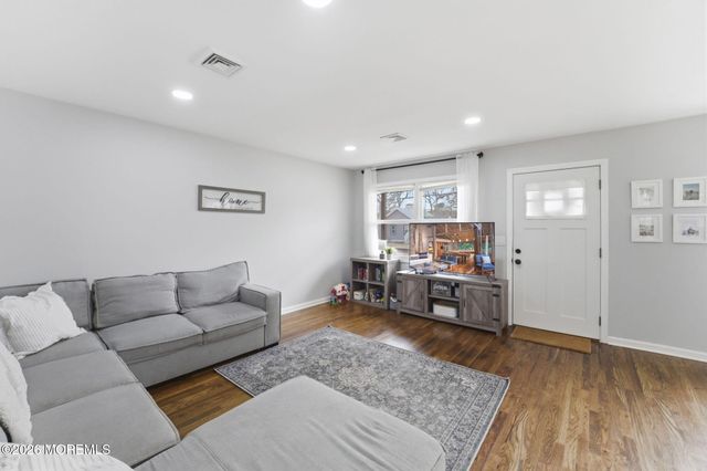 478 Mantoloking Road, Brick, NJ 08723