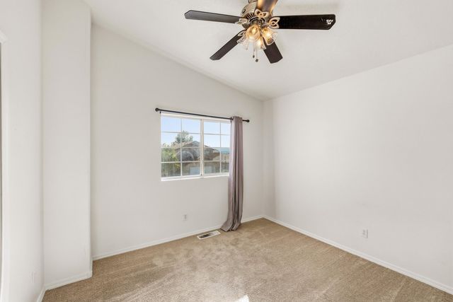 527 Saddle Blanket Trail SW, Albuquerque, NM 87121