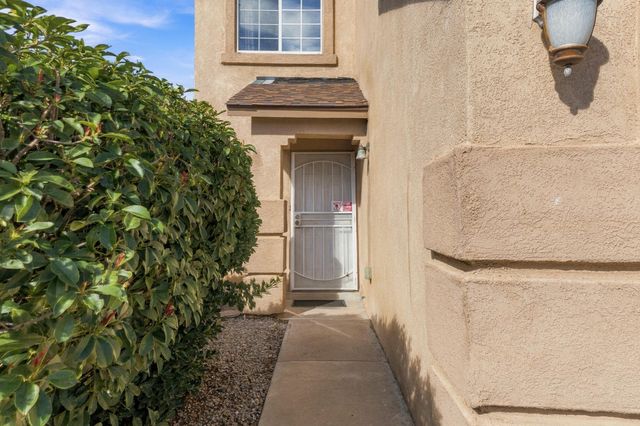 527 Saddle Blanket Trail SW, Albuquerque, NM 87121