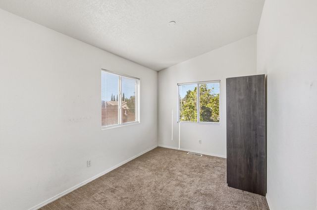 527 Saddle Blanket Trail SW, Albuquerque, NM 87121