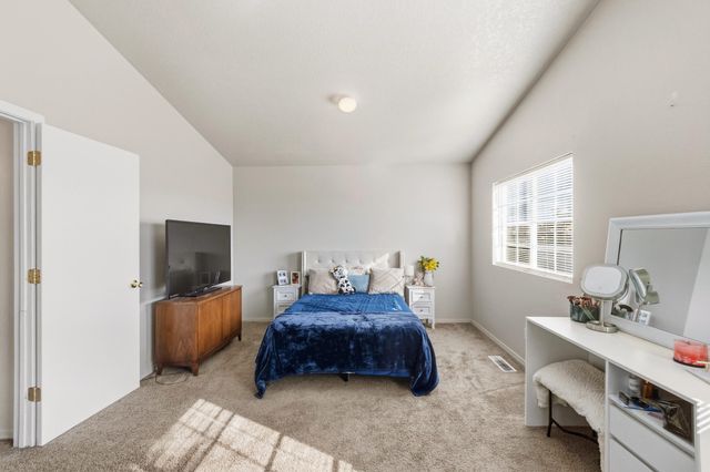 527 Saddle Blanket Trail SW, Albuquerque, NM 87121