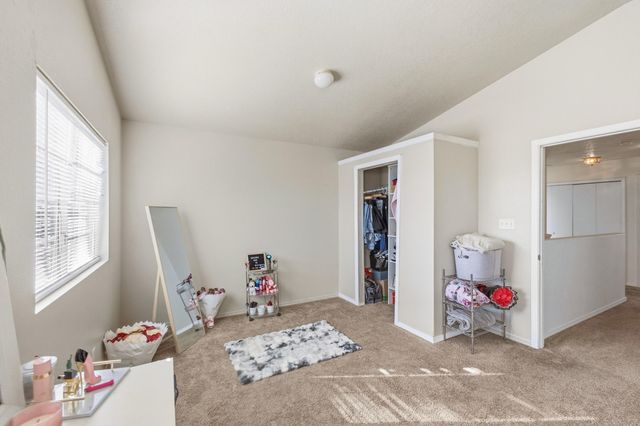 527 Saddle Blanket Trail SW, Albuquerque, NM 87121