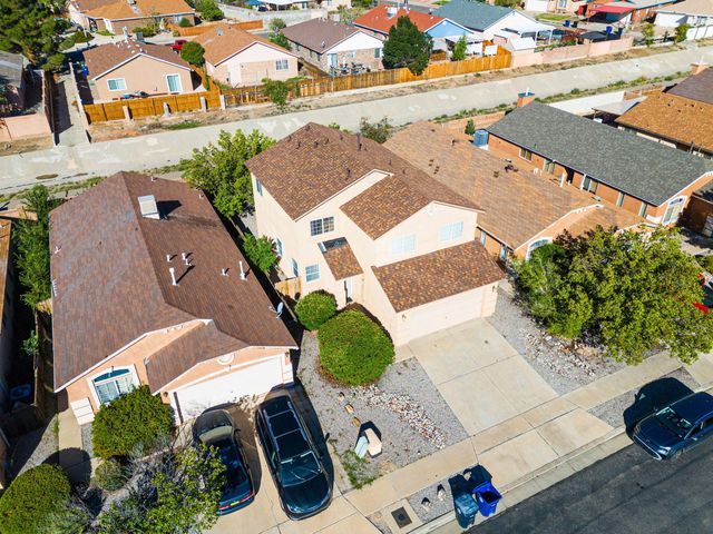527 Saddle Blanket Trail SW, Albuquerque, NM 87121