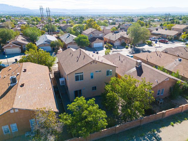 527 Saddle Blanket Trail SW, Albuquerque, NM 87121