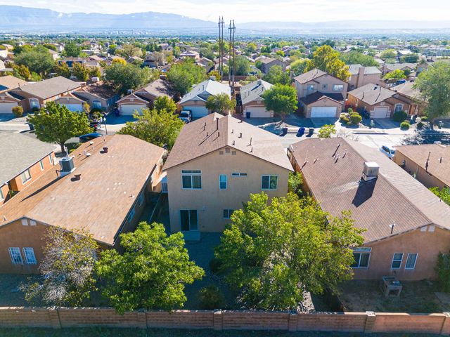 527 Saddle Blanket Trail SW, Albuquerque, NM 87121