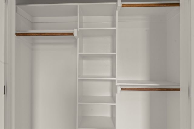 114 Springwood Road, Enchanted Oaks, TX 75156