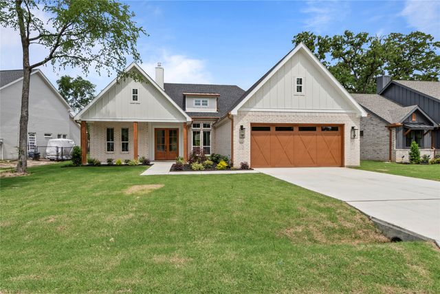 114 Springwood Road, Enchanted Oaks, TX 75156