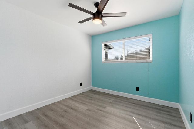 533 Linda Ct, Oakdale, CA 95361