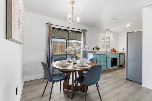 533 Linda Ct, Oakdale, CA 95361