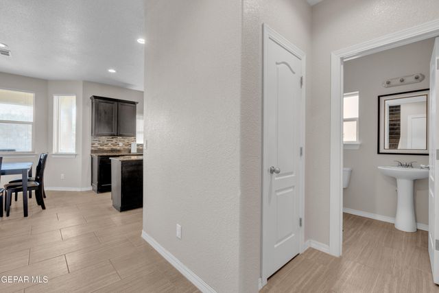 6552 GEYSER Drive, El Paso, TX 79932