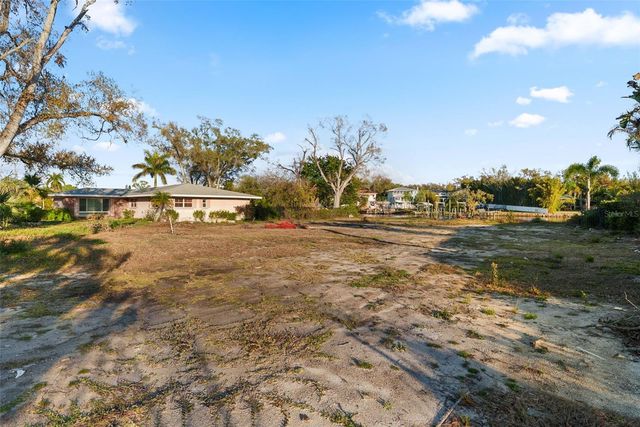 4133 N RIVER VIEW AVENUE, Tampa, FL 33607