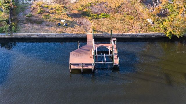 4133 N RIVER VIEW AVENUE, Tampa, FL 33607