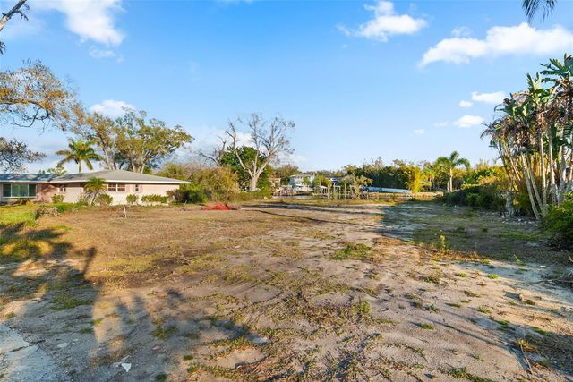 4133 N RIVER VIEW AVENUE, Tampa, FL 33607