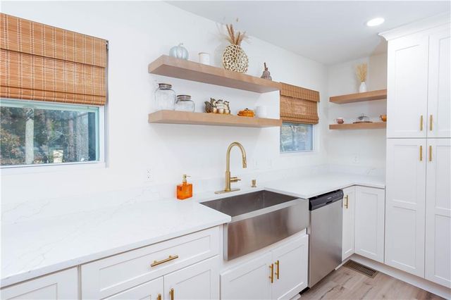 1560 N Columbia Place, Decatur, GA 30032