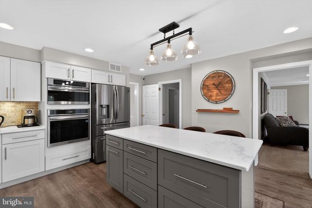 1708 MADEIRA AVE, Jenkintown, PA 19046