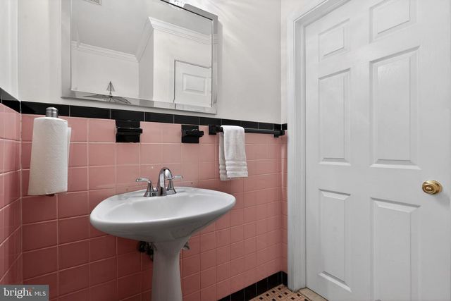 1708 MADEIRA AVE, Jenkintown, PA 19046