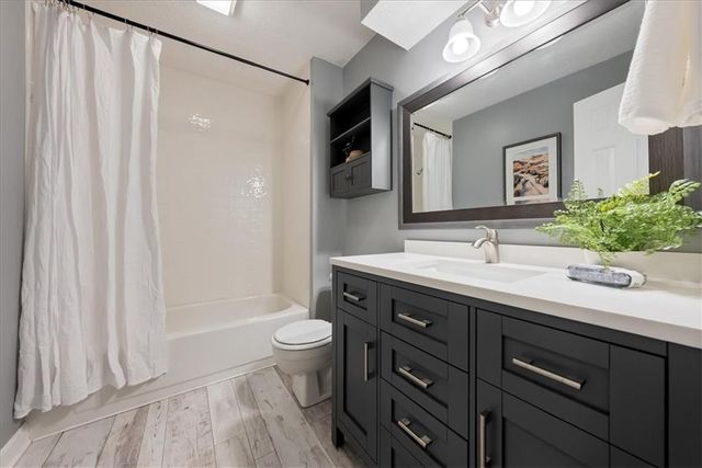 1327 Depot Drive, Lee's Summit, MO 64086