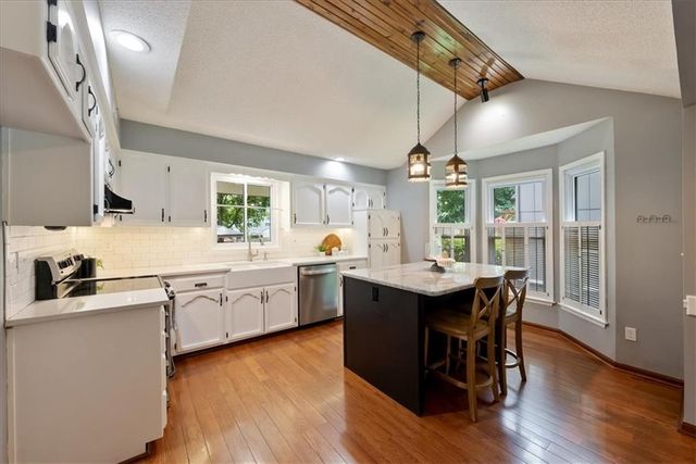 1327 Depot Drive, Lee's Summit, MO 64086