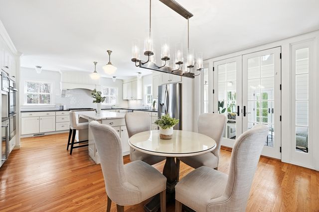 136 Cedar St, Lexington, MA 02420